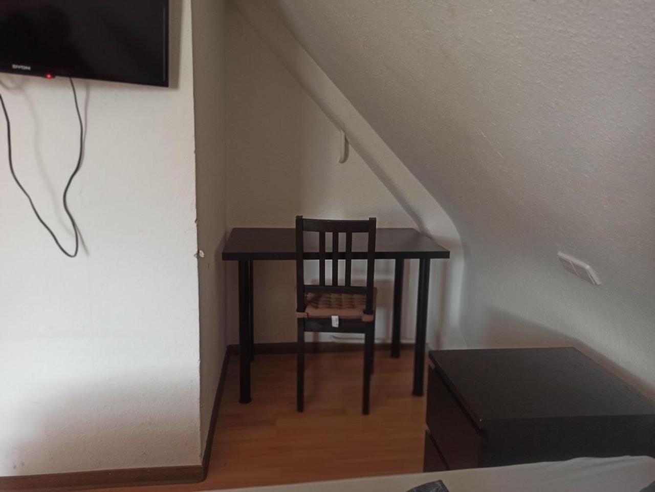 Monteurzimmer - วัลด์บรอนน์ ภายนอก รูปภาพ